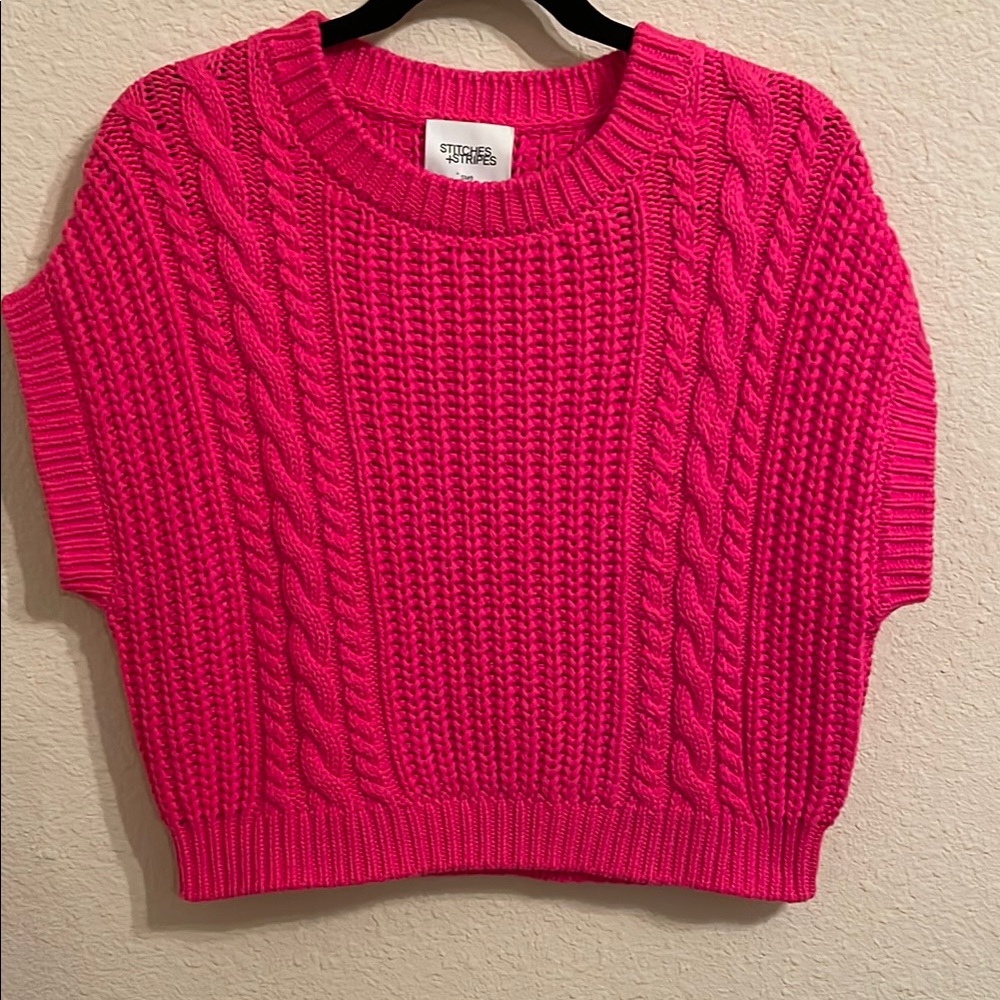 Stitches & stripes Hot Pink Cropped Sweater. Cableknit. Oversized Small